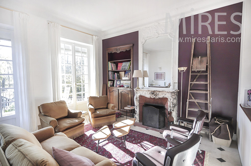 C1956 – Comfortable living room and marble fireplace