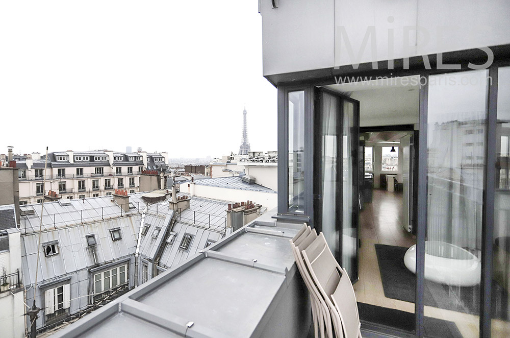 C1971 – Balcon sur les toits de Paris