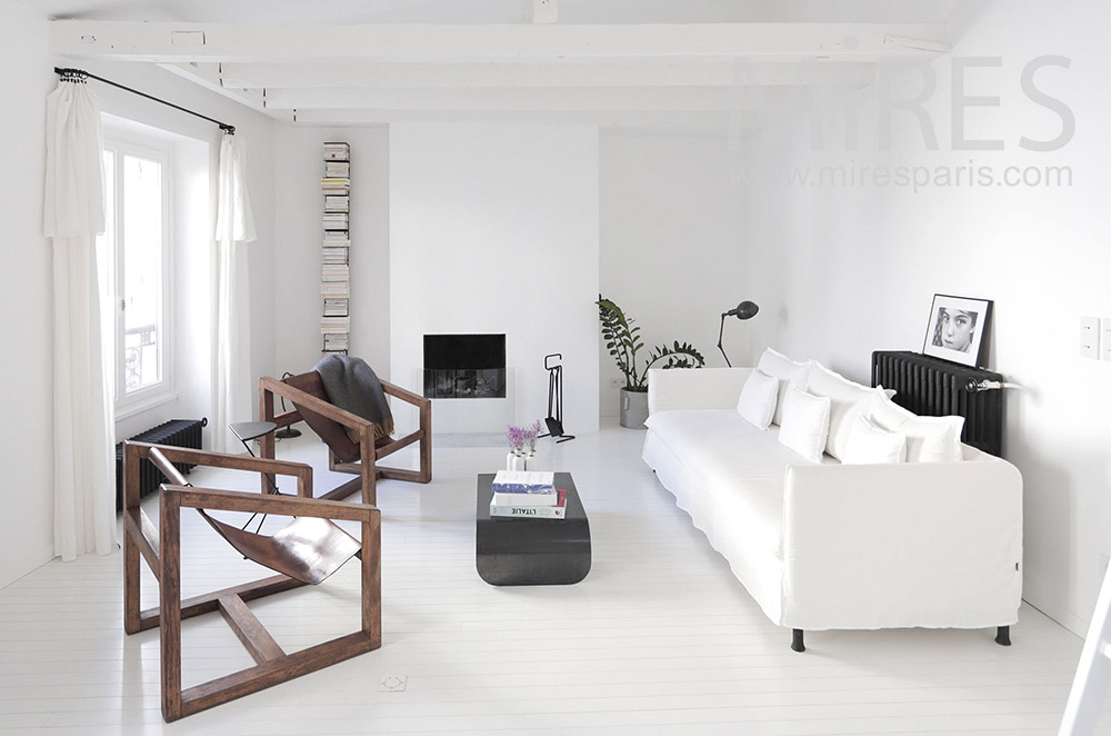 C1972 – Deco white living room with modern fireplace