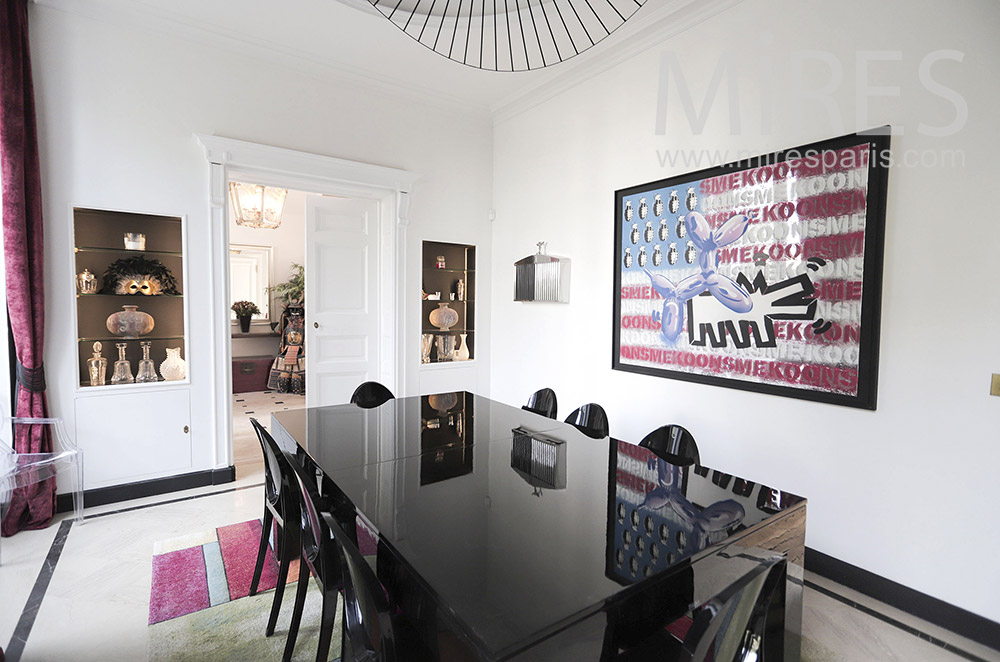 C1977 – Decorative dining room