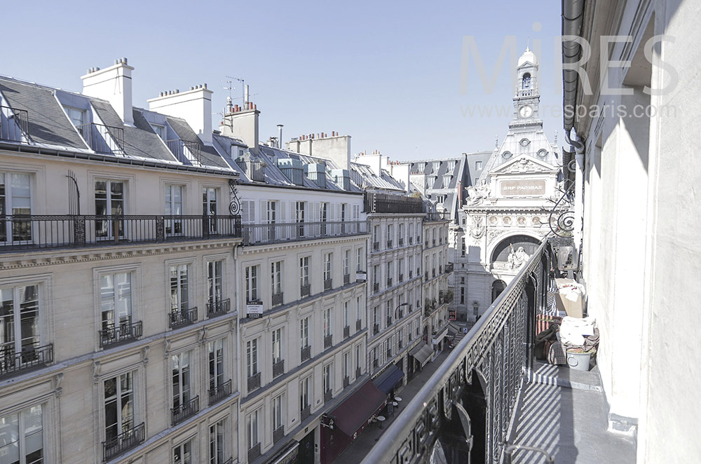 C1981 – Balcon filant parisien