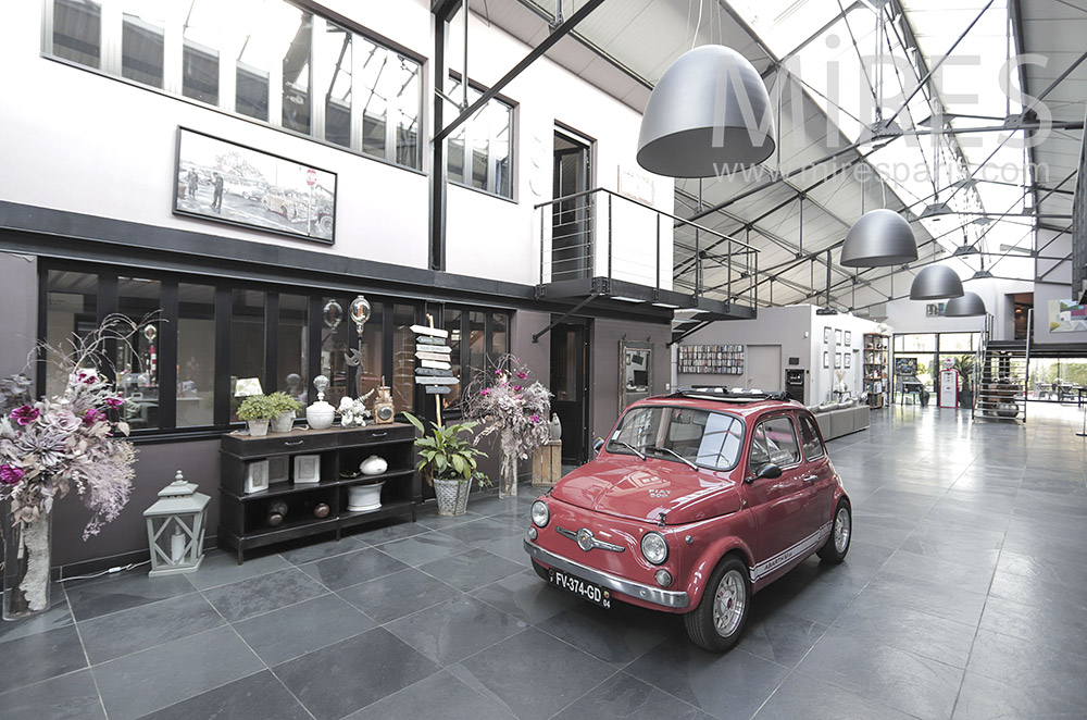 C1983 – Entrance hall and vintage car