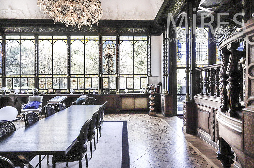 C1986 – Baroque dining room and stained glass windows