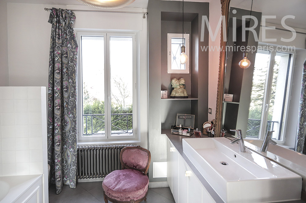 Classic bathroom. C1954