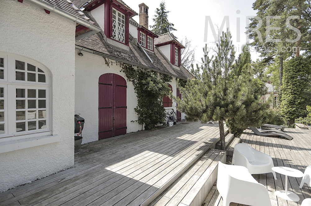 C2013 – Grande terrasse en bois