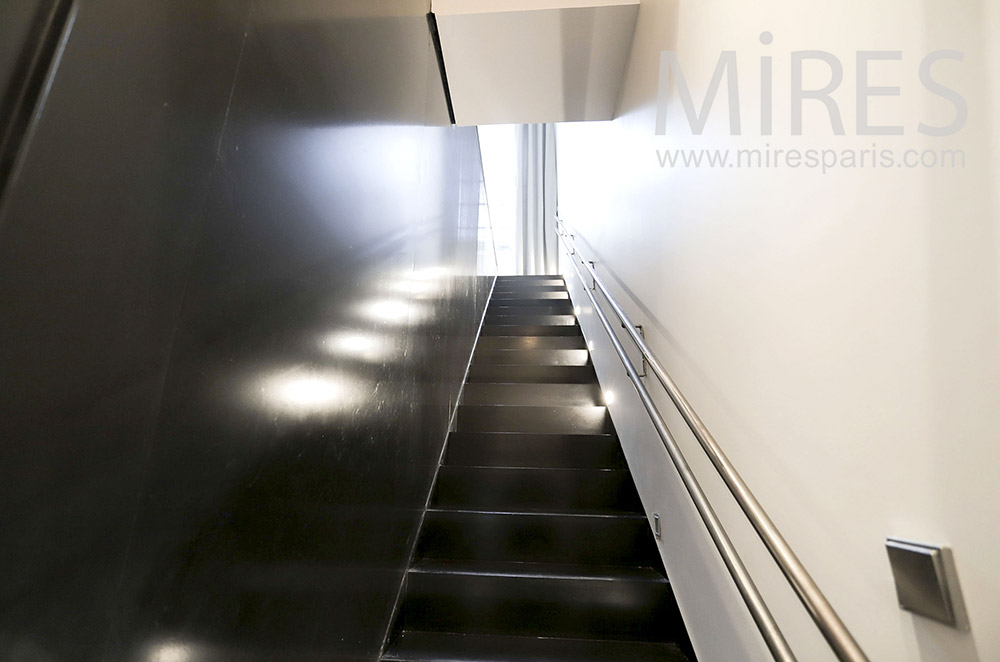 Escalier bicolore. C2015