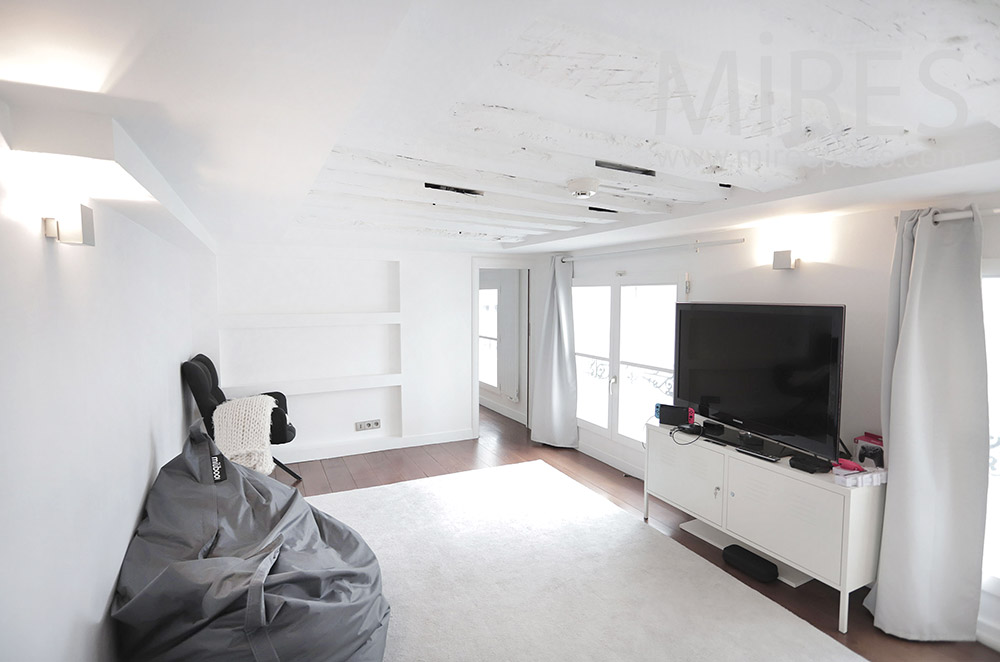 White TV lounge. C2015