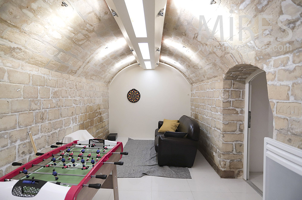 C2015 – Stone vaulted cellar