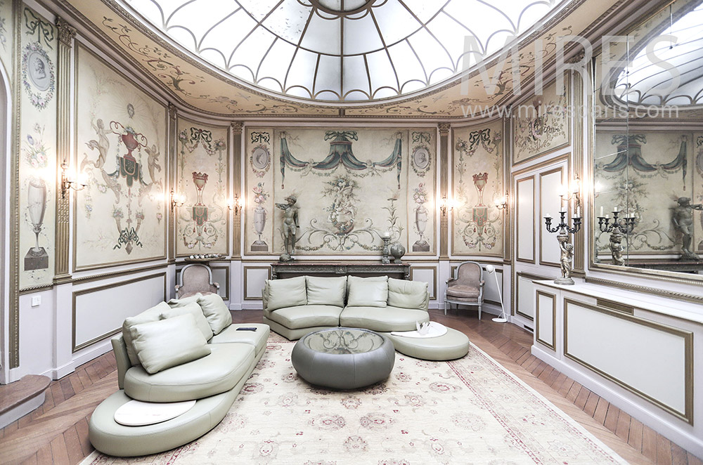 C2029 – Parisian hotel particulier