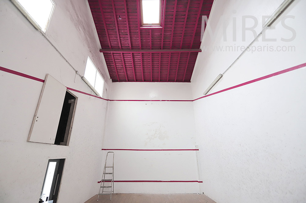 Salle de squash. C2069