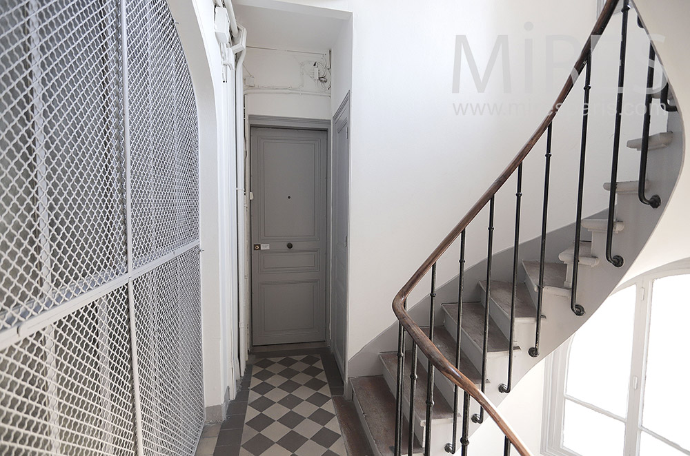 Escalier de service. C2072