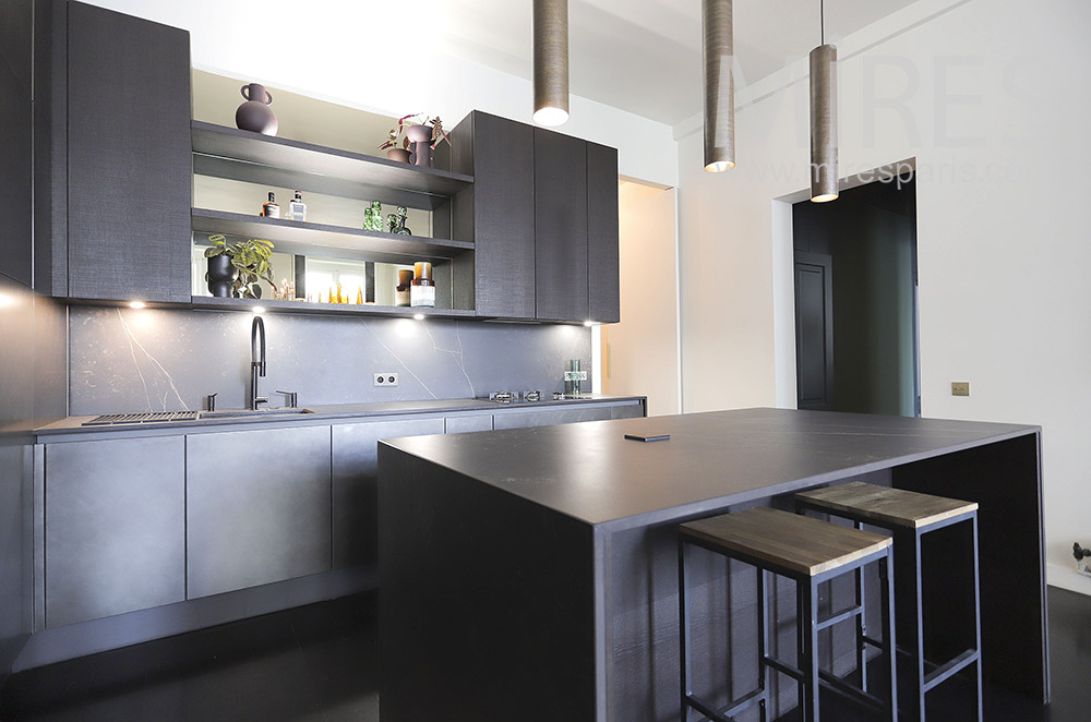 C2075 – Black open kitchen