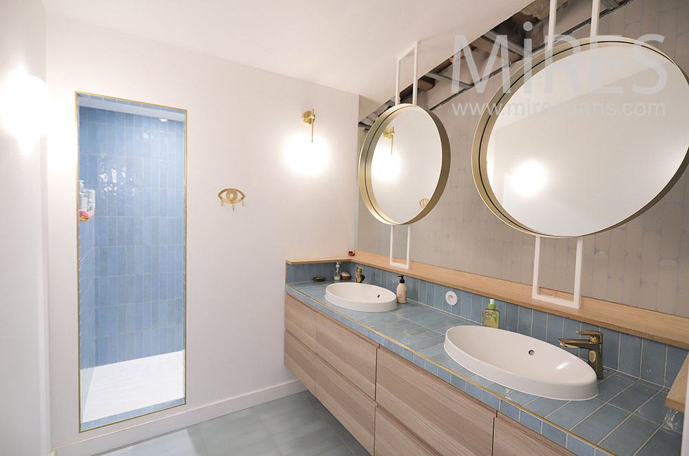 C2079 – Bathroom