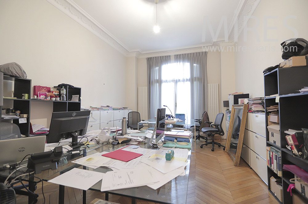 C2087 – Office n°1