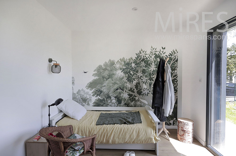 C2104 – Bedroom, nature wallpaper