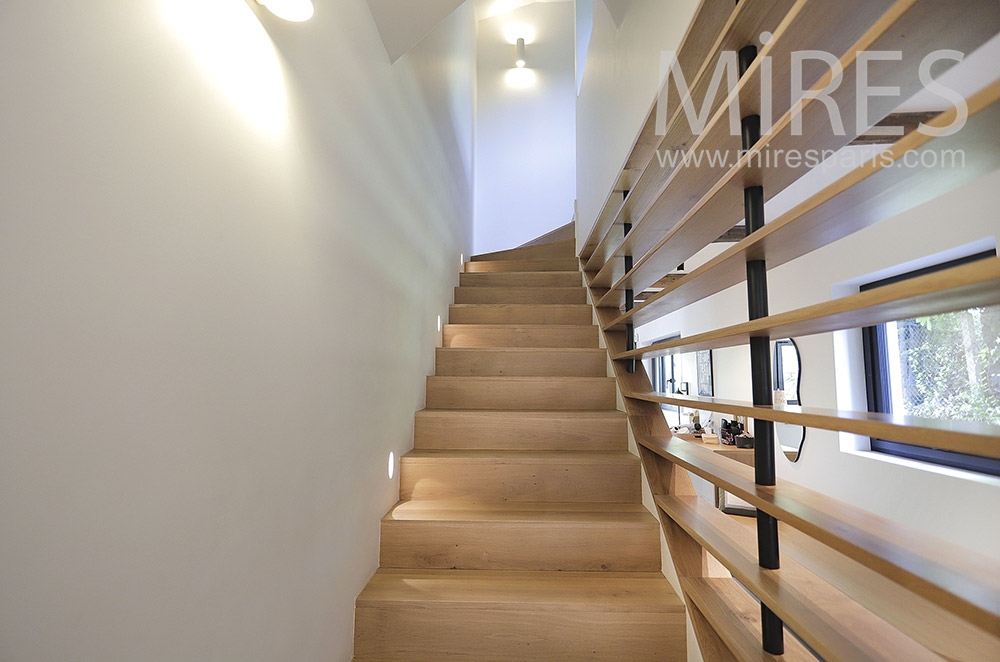 C2067 – Wooden staircase
