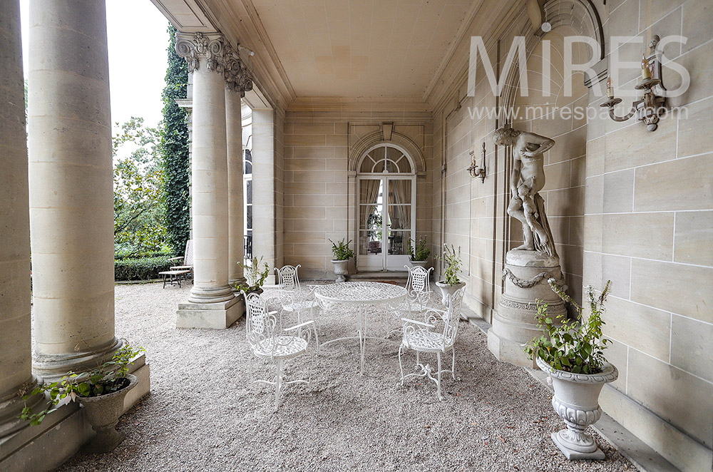 C1864 – Peristyle gravel terrace