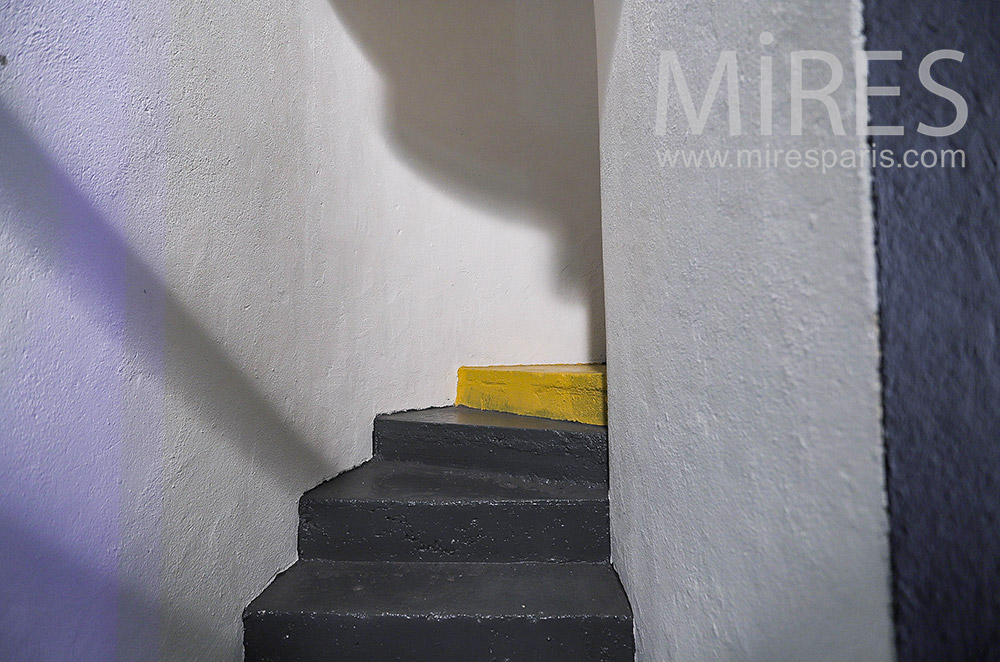 C2165 – Petit escalier