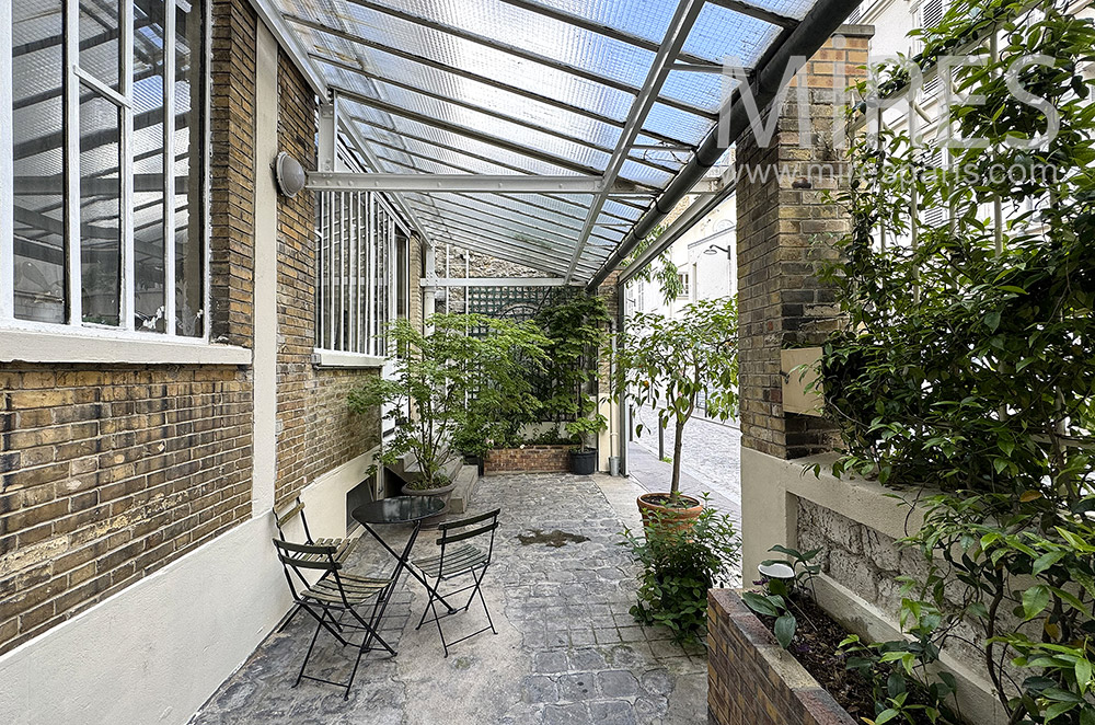 C0387 – Entrance