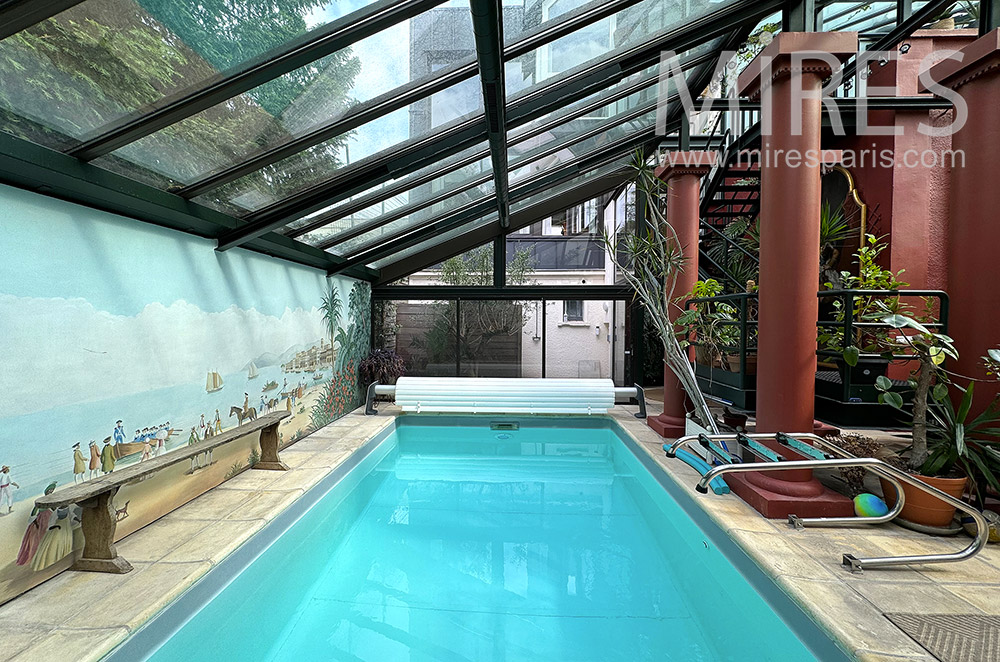 C2204 – Piscine couverte