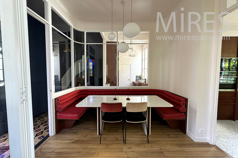 C2205 – Dining room