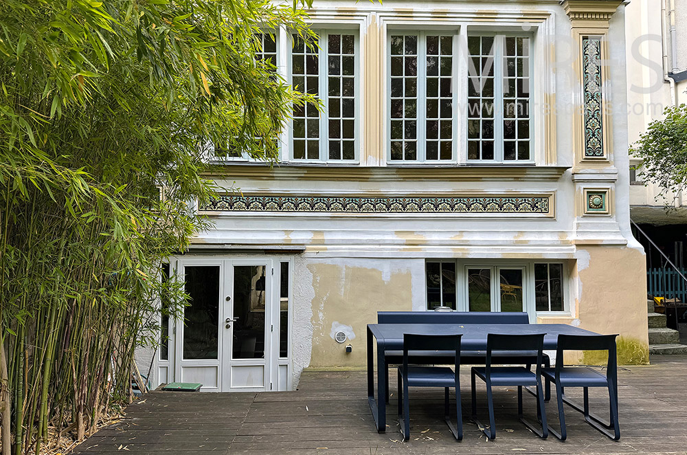 C2205 – Exteriors