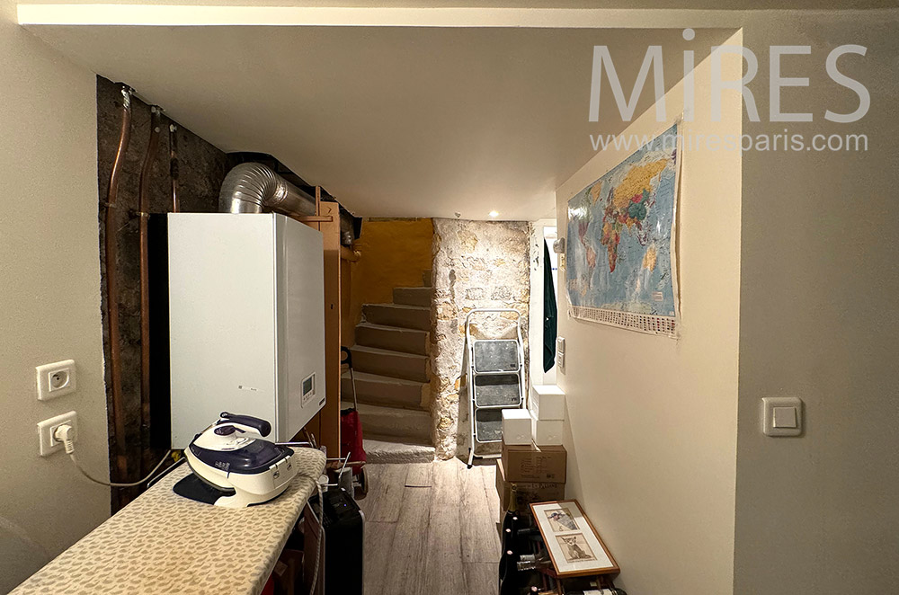 C0522 – Cellar, laundry room and shower
