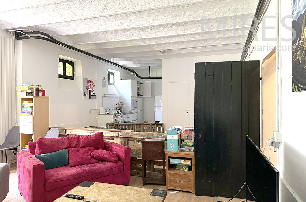 C2214 – Converted cellar