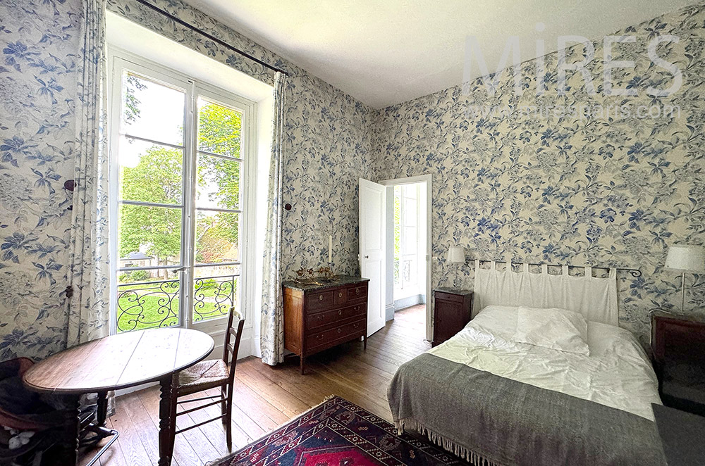 C2215 – Bedroom 5