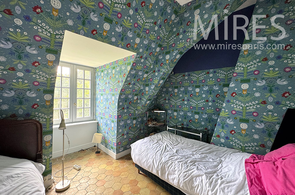 C2215 – Room 9