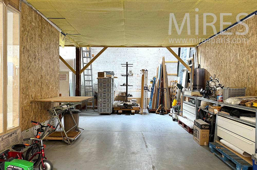 C2220 – Workshop