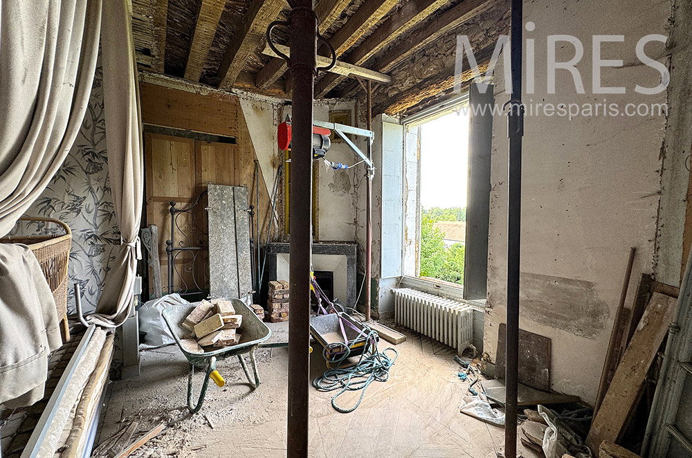 C2221 – Bedroom 6