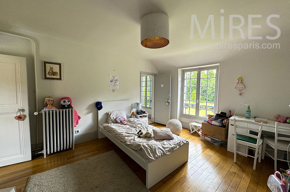 C2222 – Bedroom 3