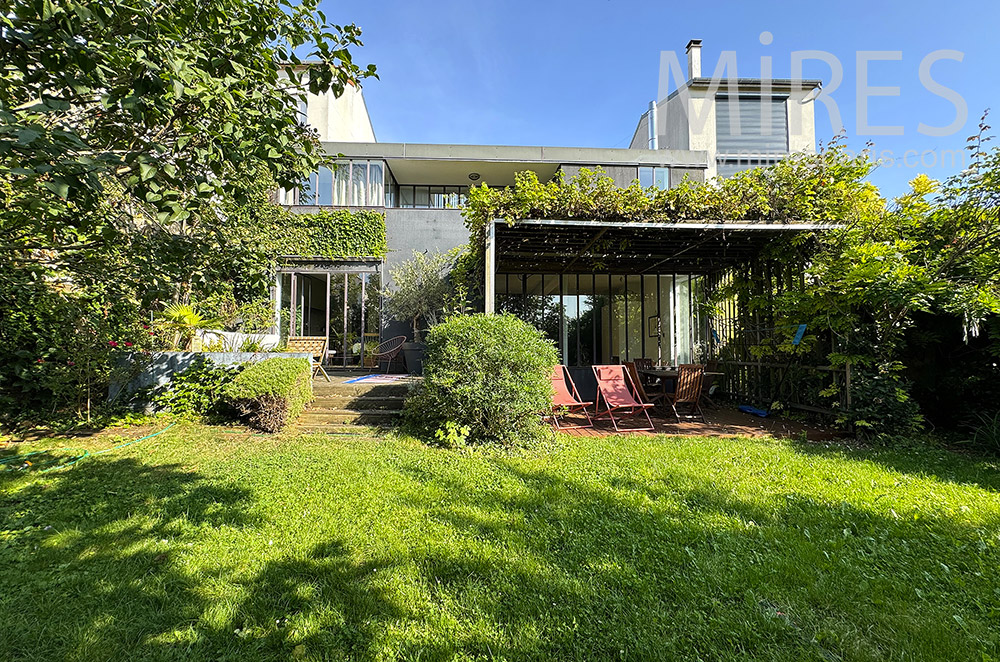 C2226 – Loft house