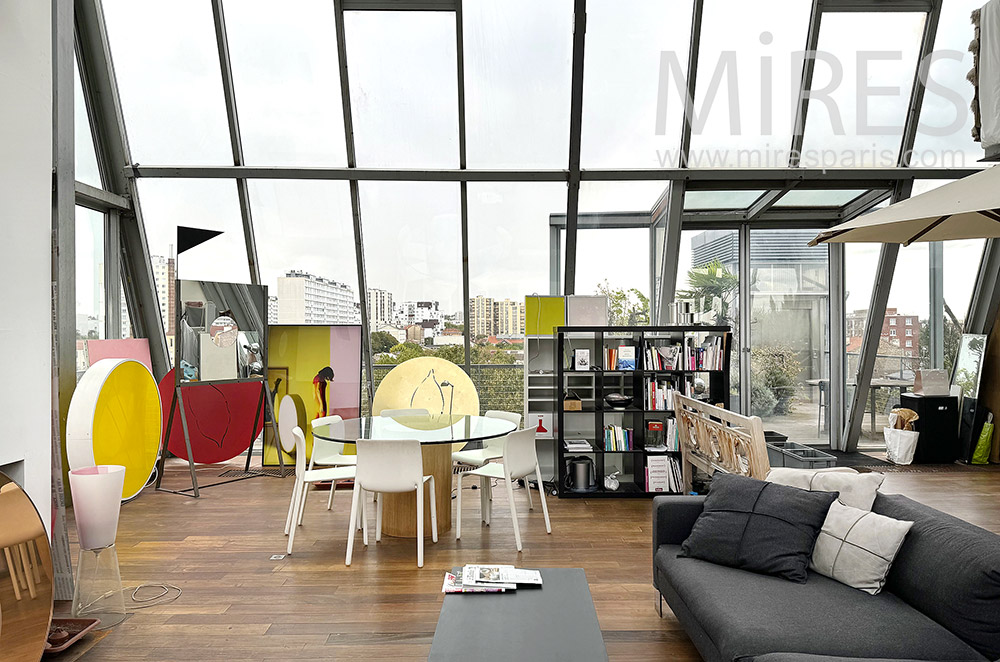C2229 – Loft with rooftop