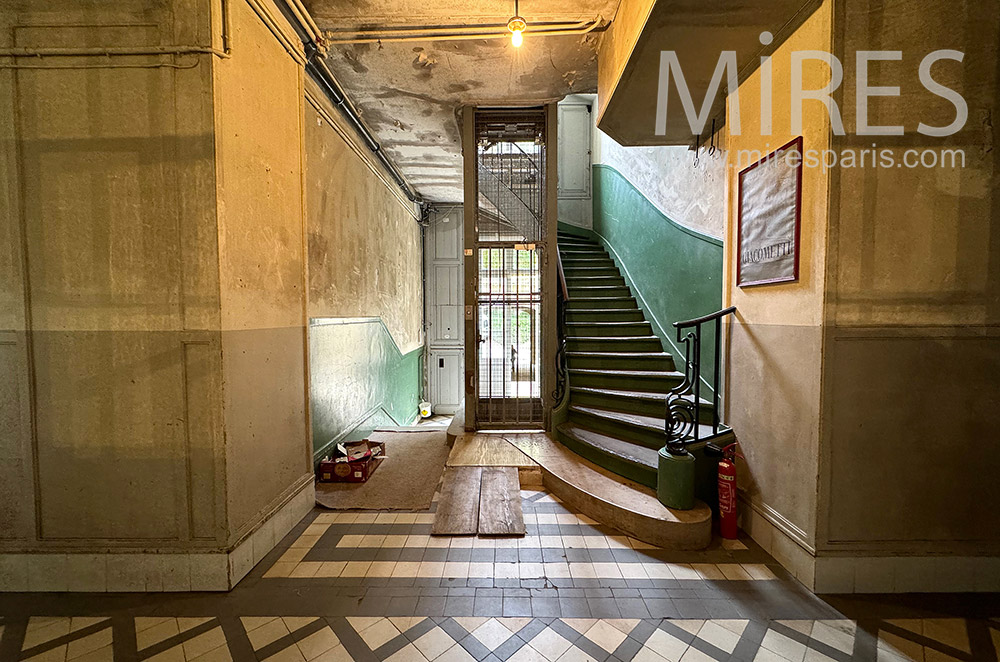 C0355 – Stairs and elevator