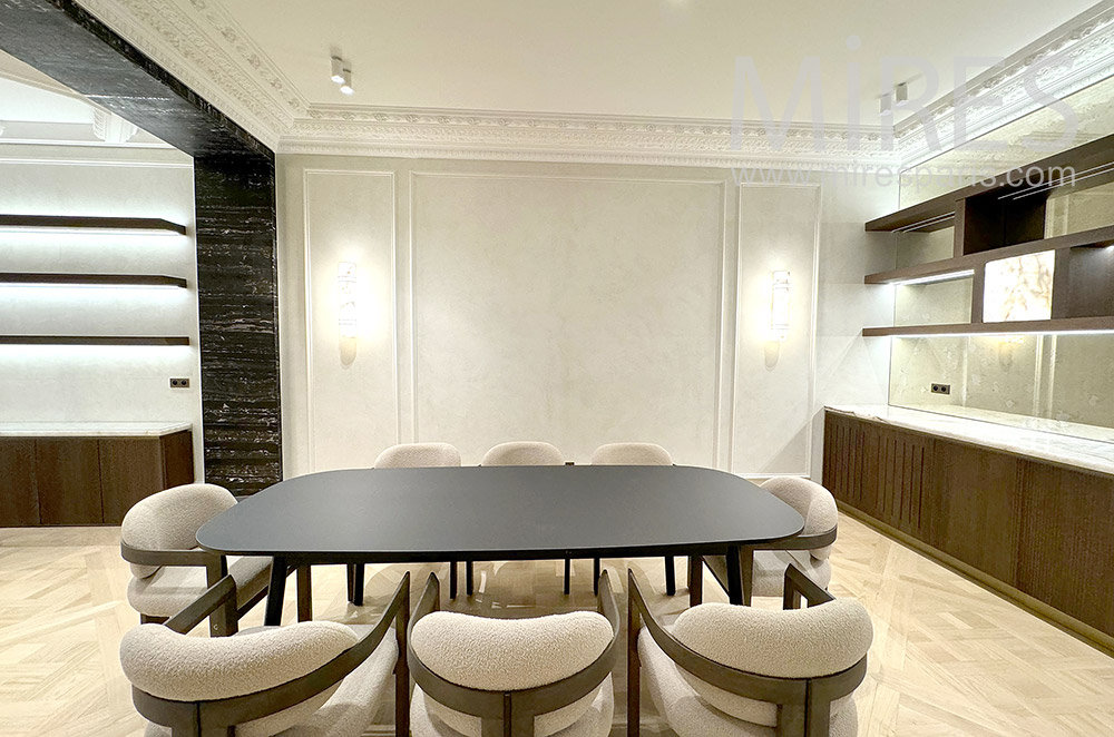 C2227 – Dining room