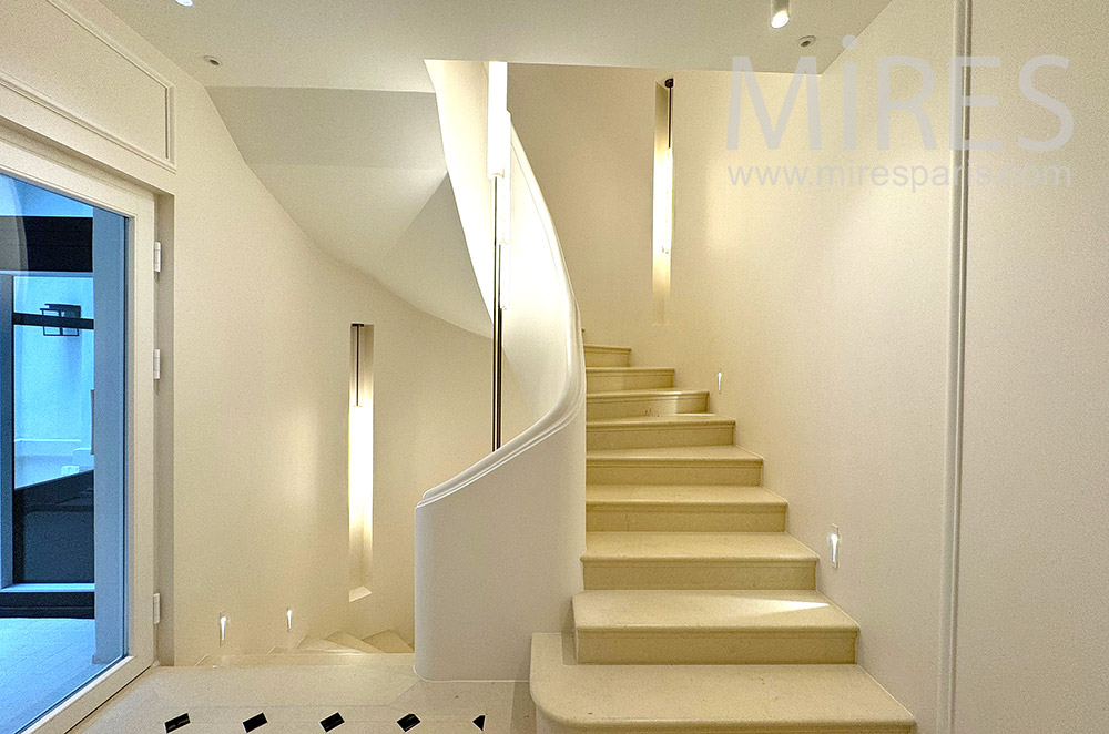 C2227 – Staircase 2