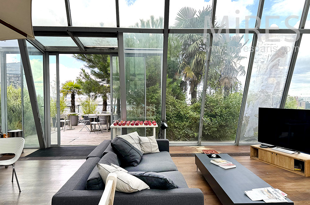 C2229 – Living room