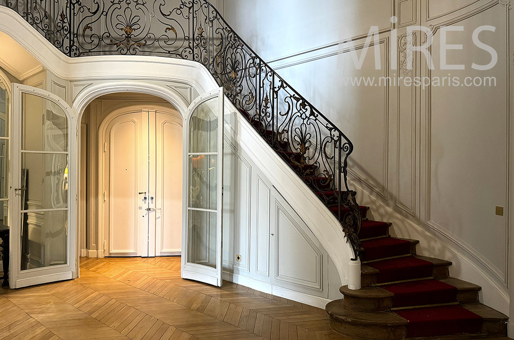 C0800 – Staircase