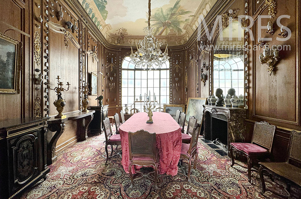 C0800 – Dining room