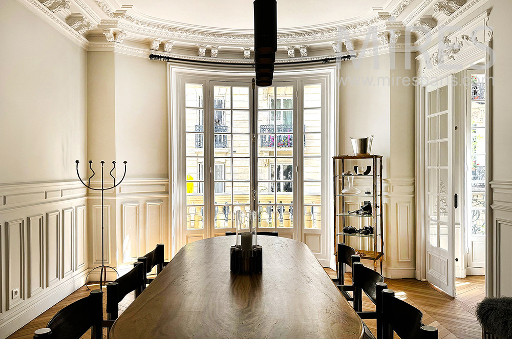 C2232 – Dining room