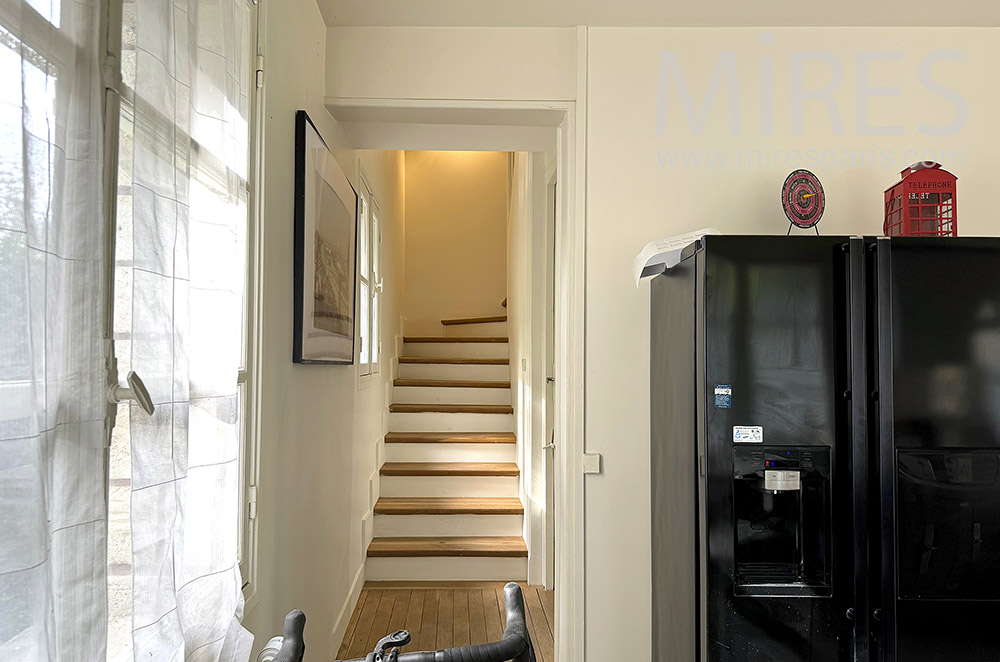 C2233 – Staircase