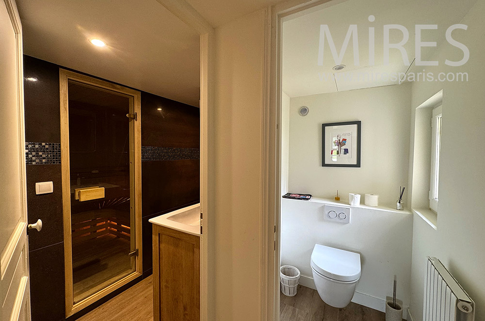 C2233 – Bathroom 3 and sauna