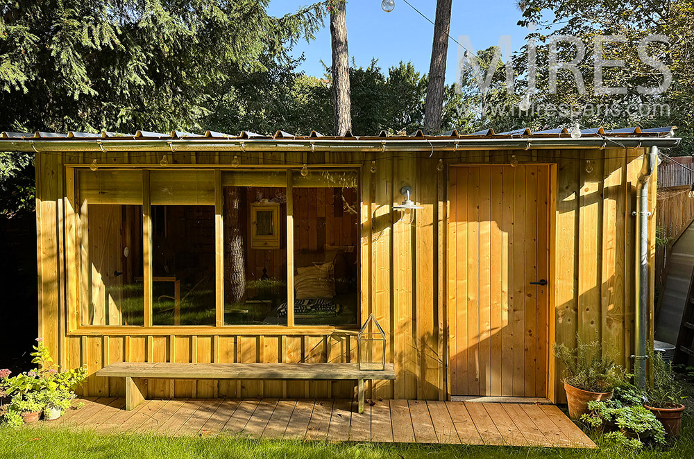C2236 – Bungalow