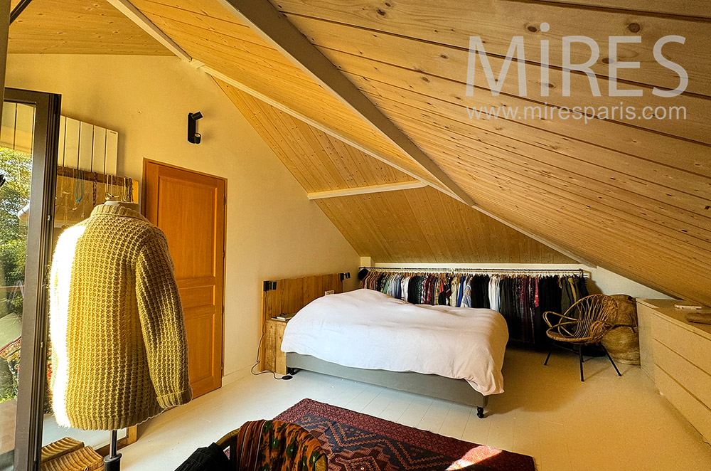 C2236 – Room 6