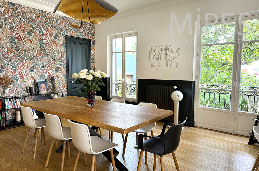 C2237 – Salle à manger