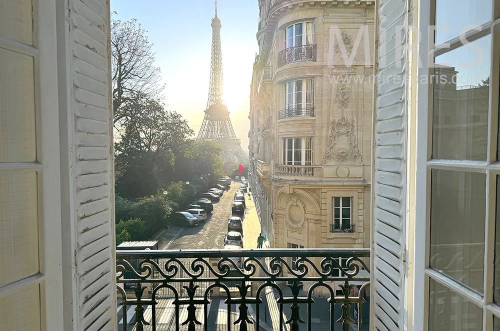 C2238 – Balcony on the Eiffel Tower