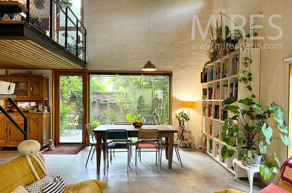 C2239 – Dining room