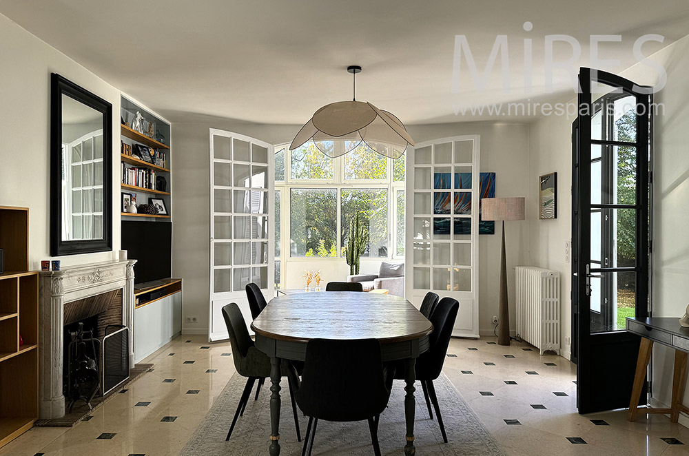 C2241 – Dining room